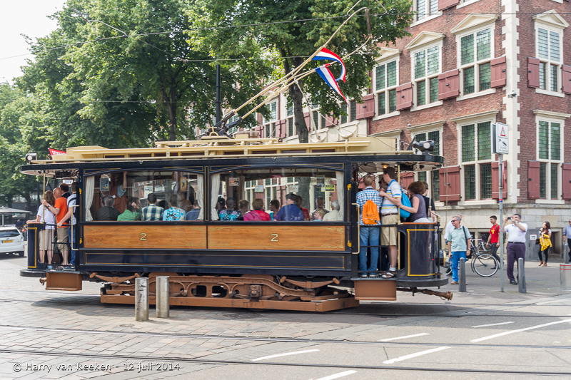 Oude_trams_-_Hofweg_-_Buitenhof-05