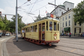 Oude_trams_-_Hofweg_-_Buitenhof-01