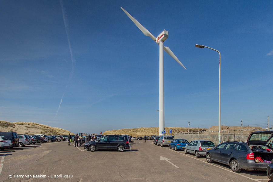 Houtrustweg-parkeerterrein-windmolen