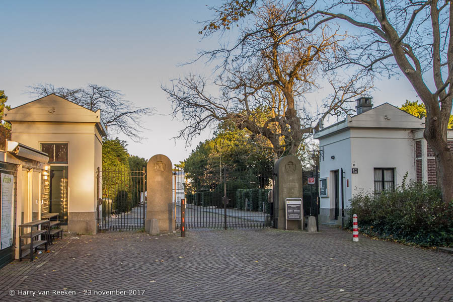 Kerkhoflaan - Algemene Begraafplaats aan de Kerkhoflaan - Archipelbuurt - 2