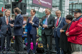 opening den Haag CS -19